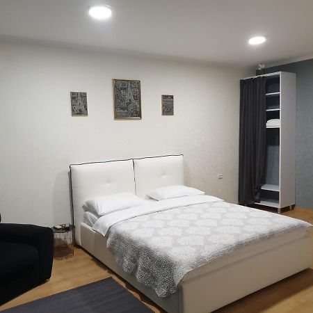 Апартаменты Studio In The Center Кишинёв Экстерьер фото