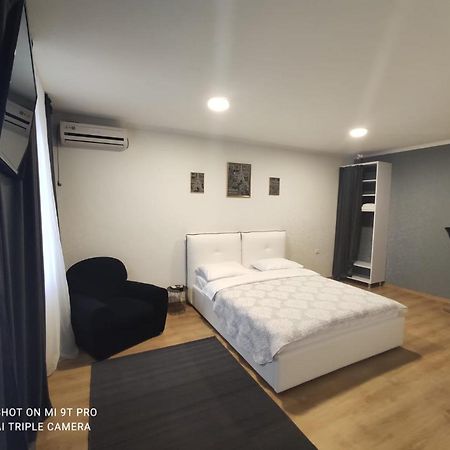 Апартаменты Studio In The Center Кишинёв Экстерьер фото