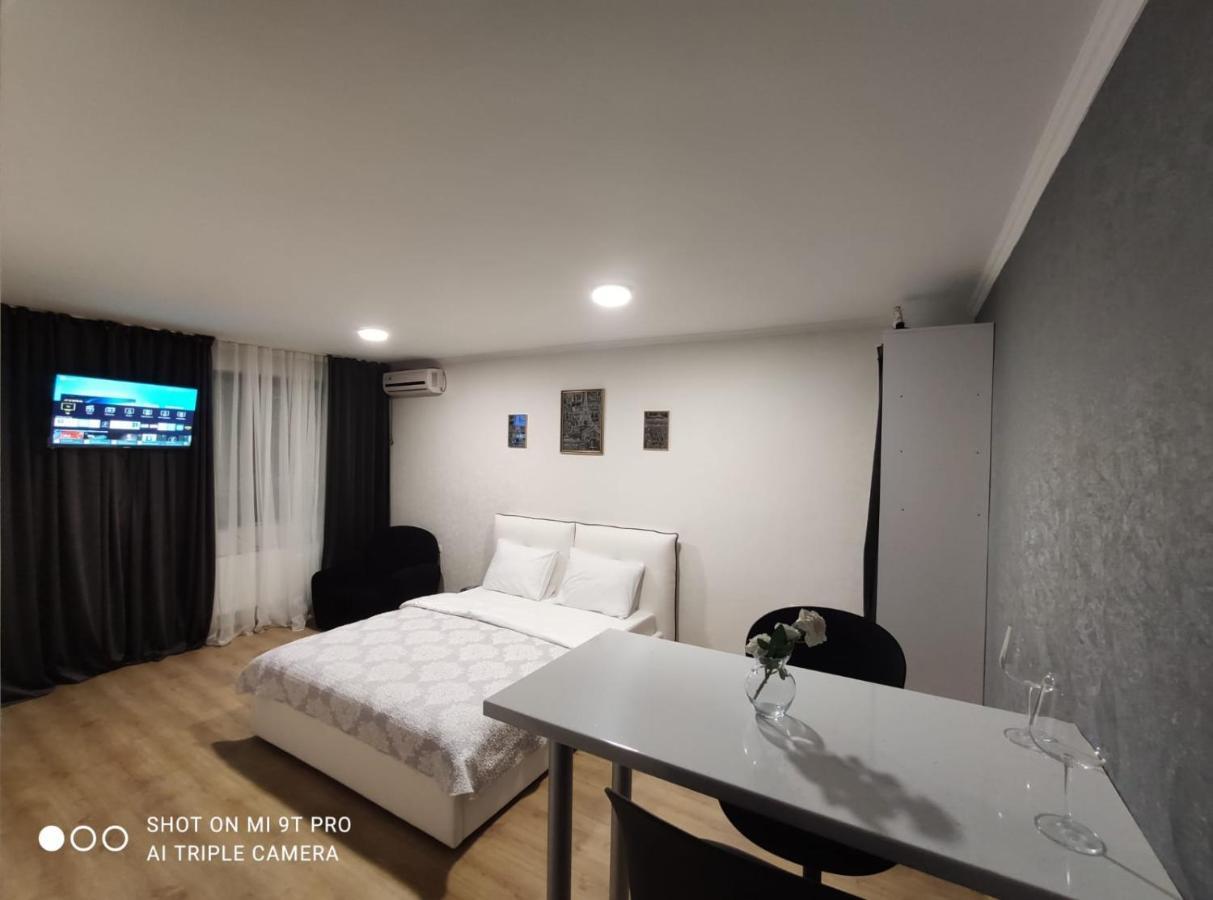 Апартаменты Studio In The Center Кишинёв Экстерьер фото